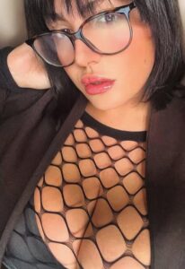 Laura Izzo modella OnlyFans italiana
