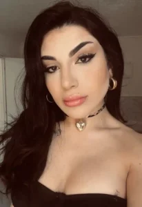 Natasha Giacu modella OnlyFans italiana