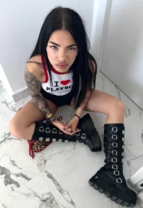 Newkemi modella OnlyFans italiana