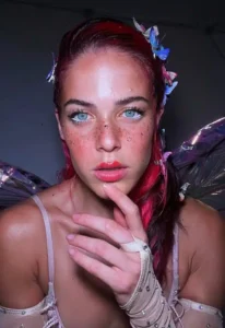 Noemi Pinardi creator italiana su OnlyFans