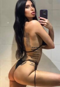 Sara Montagna creator italiana su OnlyFans