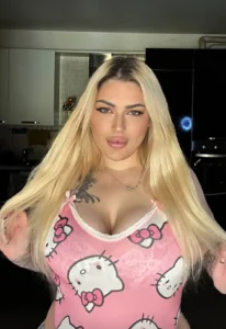 Ariel modella OnlyFans italiana