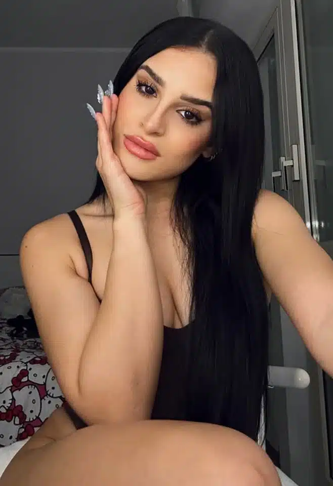 Cubanita modella OnlyFans italiana