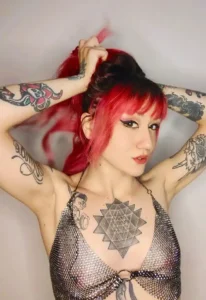 Link al profilo di Mery Red Foxy Onlyfans