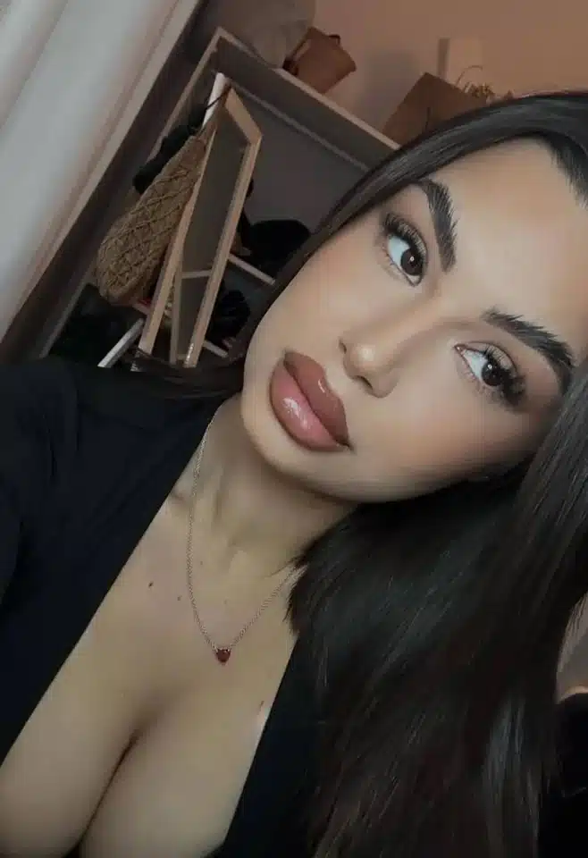 Profilo di Viola Mei su OnlyFans